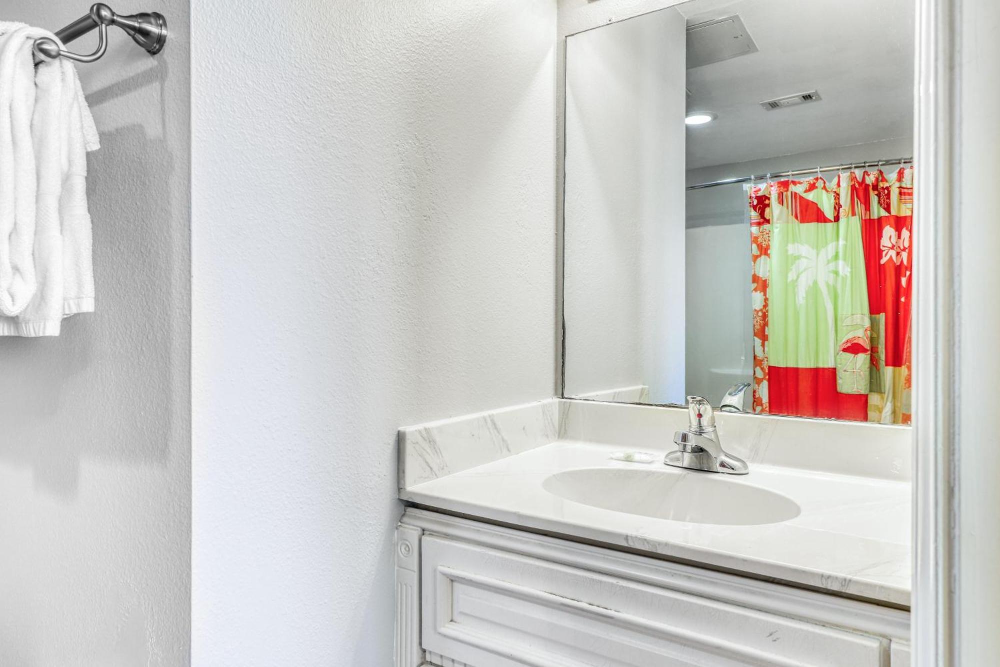 Shores Of Panama Resort By Vacasa Panama City Beach Chambre photo